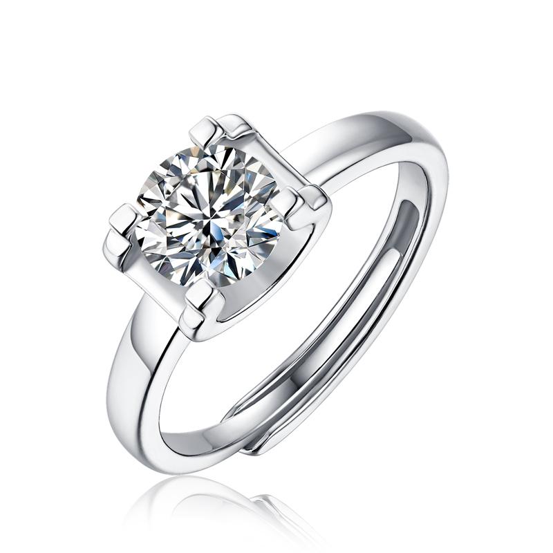 Round Cut Moissanite Engagement Ring Solitaire Ring
