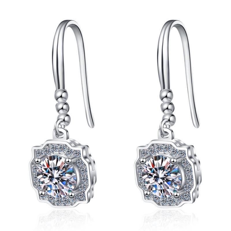 1.0ct/2.0ct Round Cut Moissanite Hook Earrings