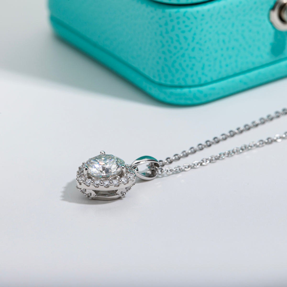 1.0CTTW D Color Heart Moissanite Pendant  925 Sterling Silver 40+2+3cm Necklace