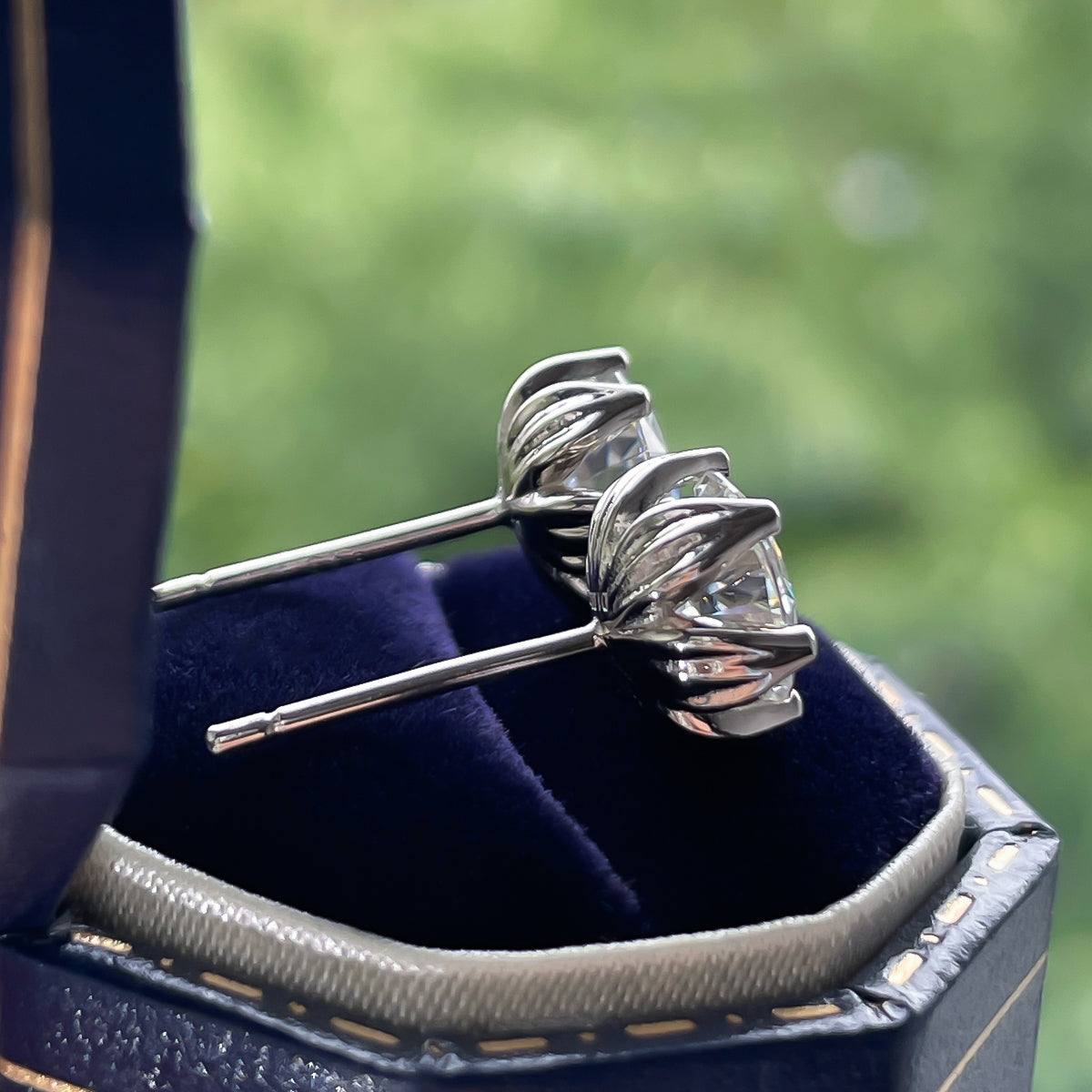 2.0CTTW D Color Moissanite Earrings Lotus Stud 925 Sterling Silver Flower Earrings