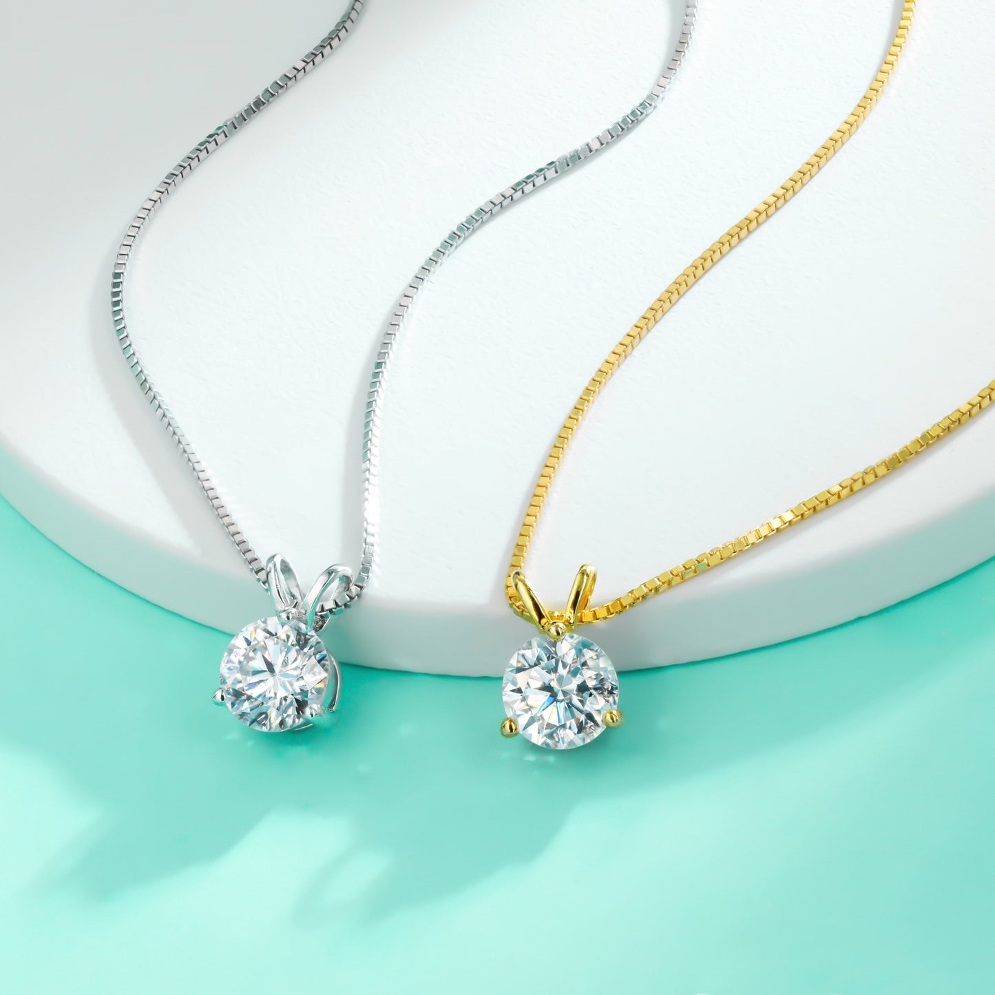 1.0CT VVS1 D Color Moissanite Necklaces 18K Gold Plated Three Claw Pendant Necklaces