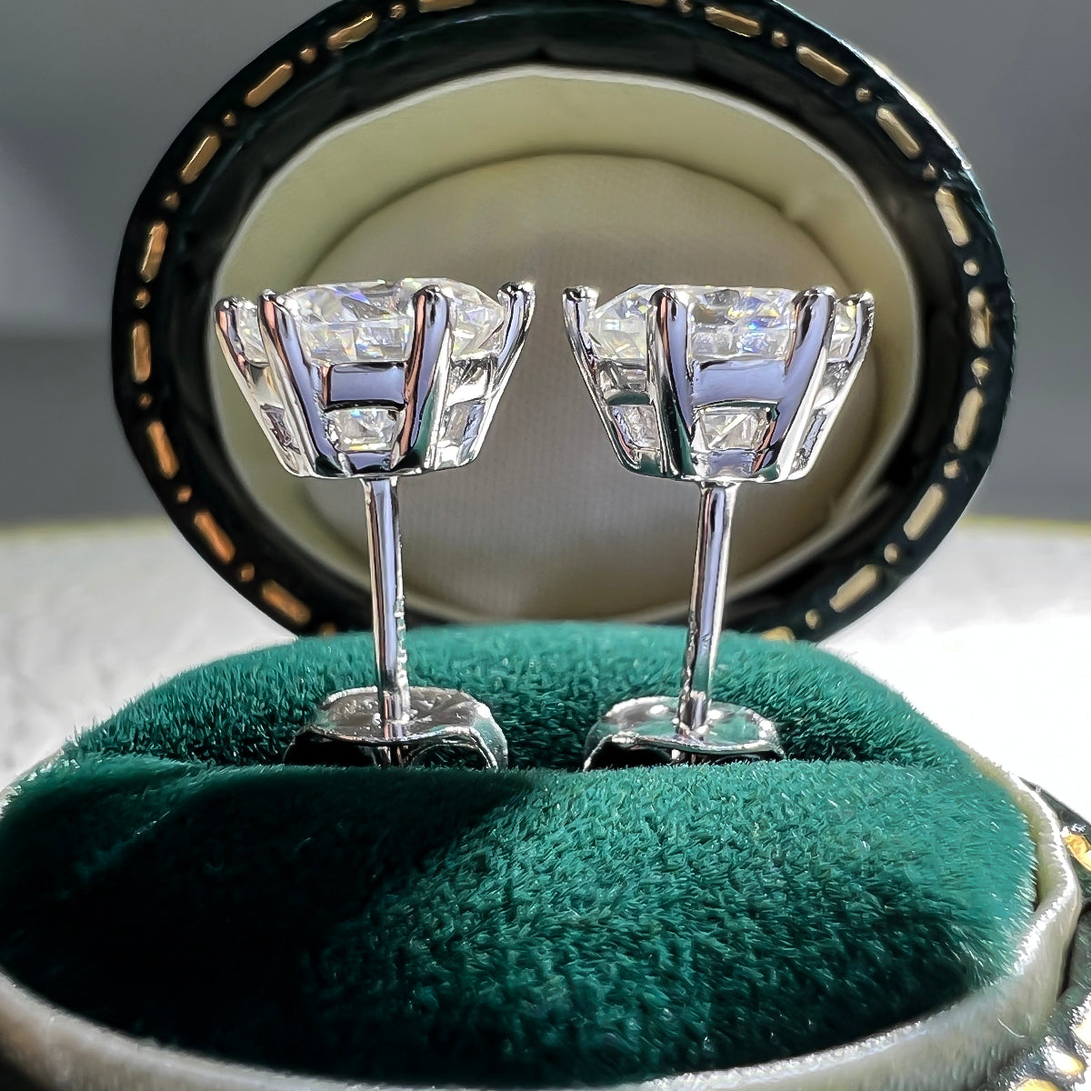 1.0CT/2.0CT/4.0CT D Color Moissanite Earrings 925 Sterling Silver Stud Earrings