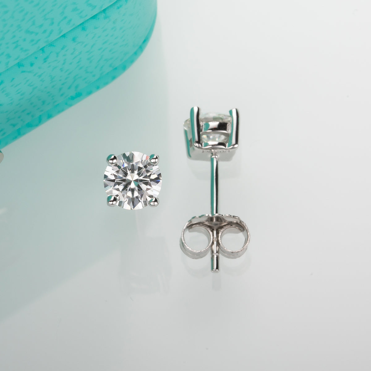 4mm D Color Moissanite 925 Sterling Silver Stud Earring