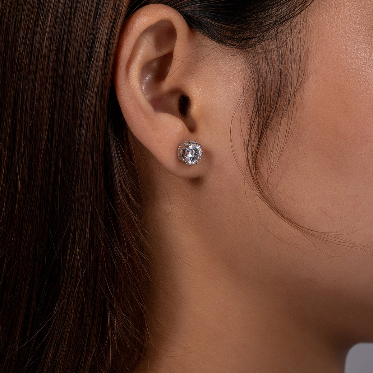 2.0CTTW D Color Moissanite Earrings Crown 925 Sterling Silver Stud Earrings