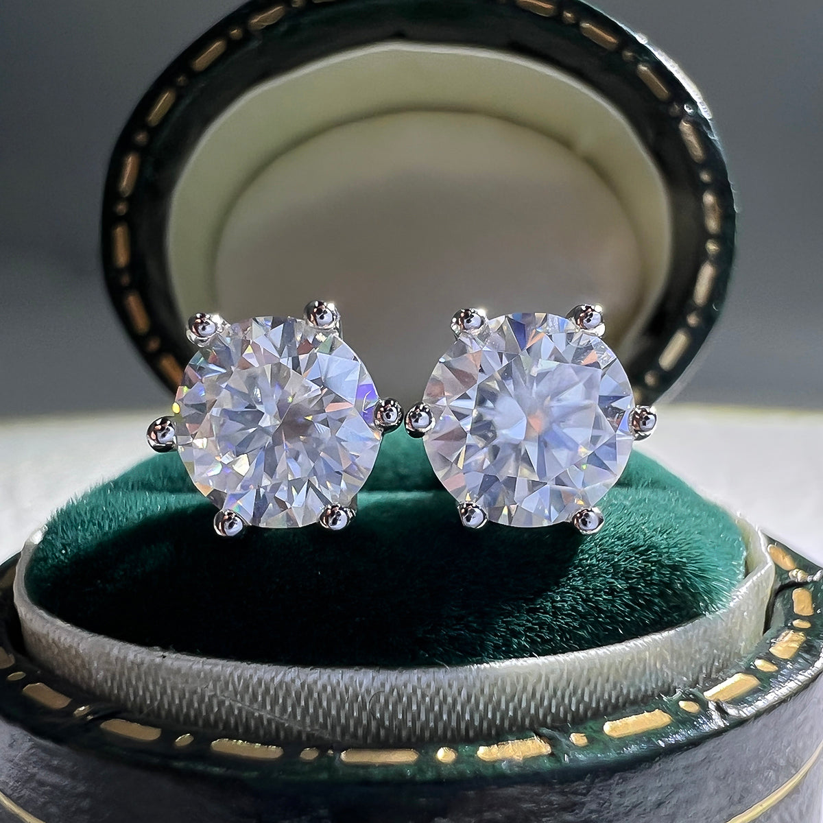 1.0CT/2.0CT/4.0CT D Color Moissanite Earrings 925 Sterling Silver Stud Earrings