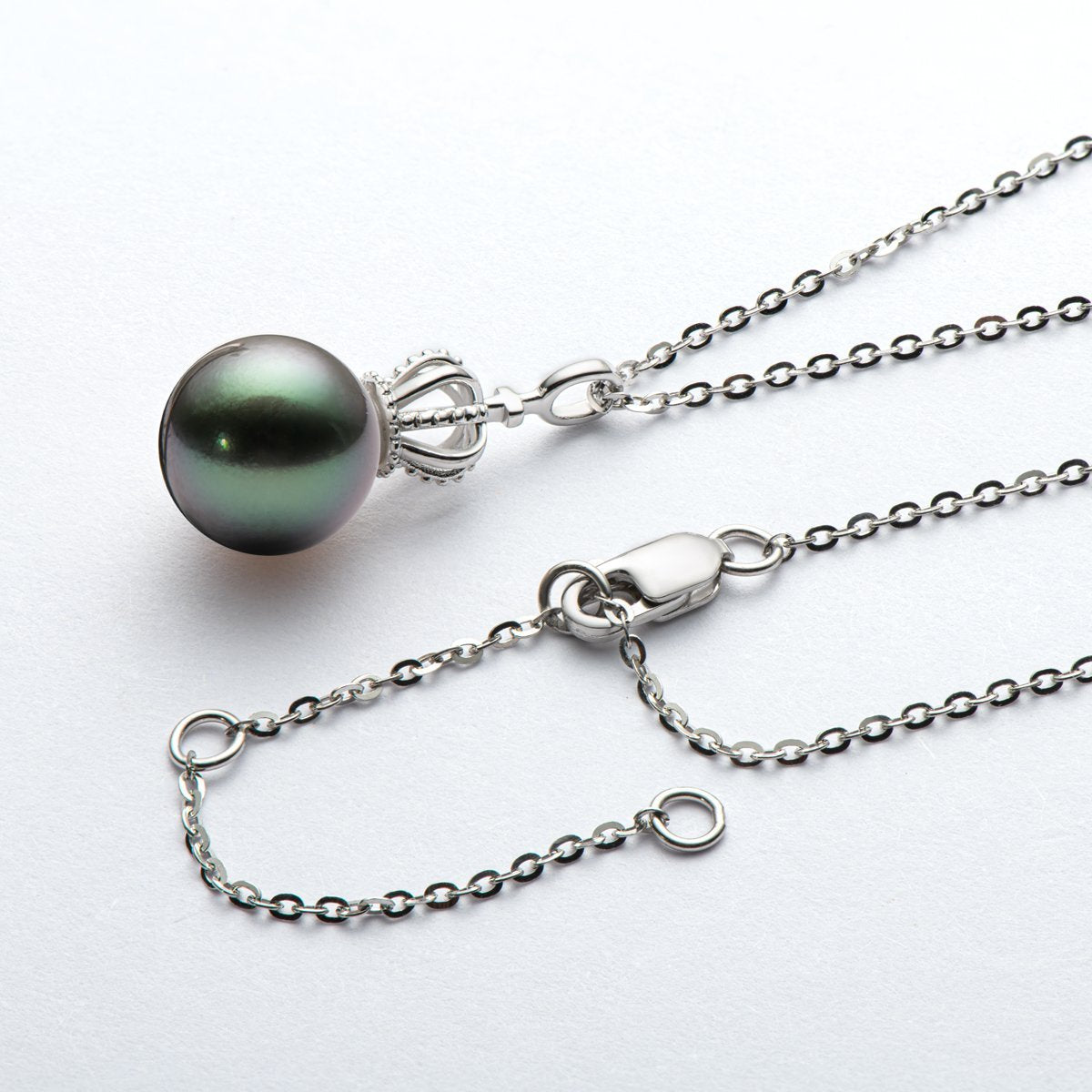 Yowting Princess Crown 10mm Black Tahitian Southsea Cultured Pearl Pendant Necklace