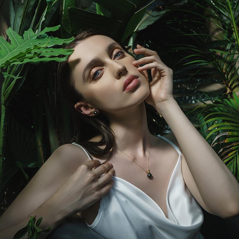 18K Gold Beads Black Tahitian Southsea Cultured Pearl Pendant Necklace