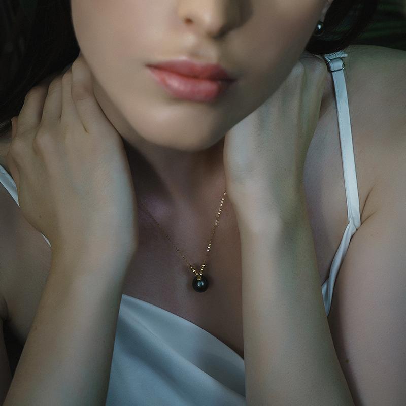 18K Gold Beads Black Tahitian Southsea Cultured Pearl Pendant Necklace