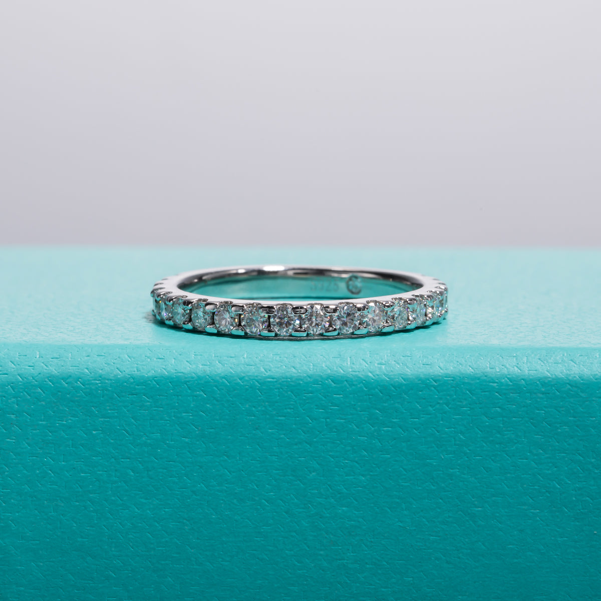 2MM D Color Moissanite Diamond Band Ring