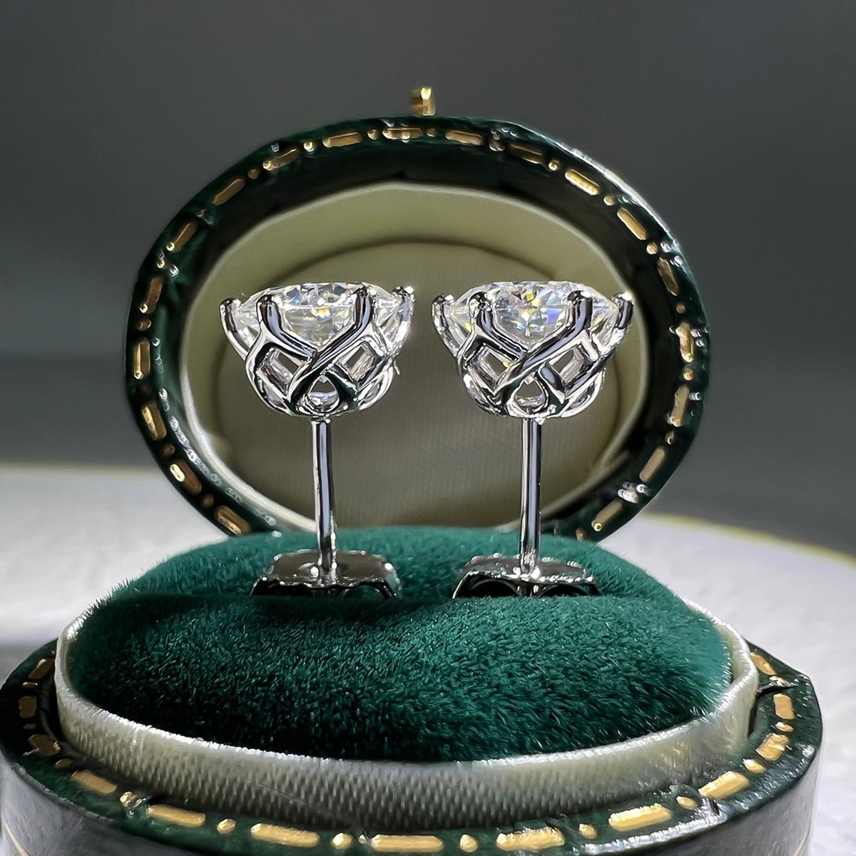 1.0/2.0ct Moissanite Earrings in 925 Sterling Silver Earrings