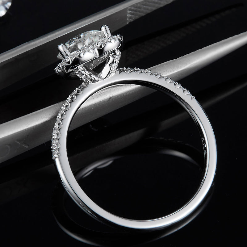 1.0CT Moissanite Heart Halo Engagement Rings