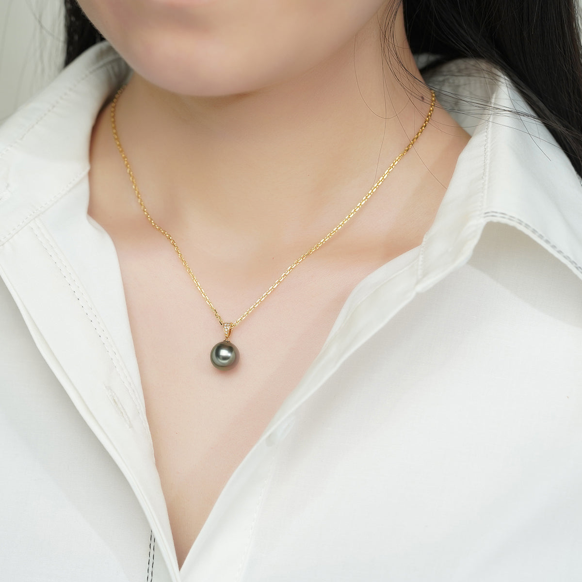 Yowting 18K Gold 10-11mm Natural Tahitian Black Pearl Necklace