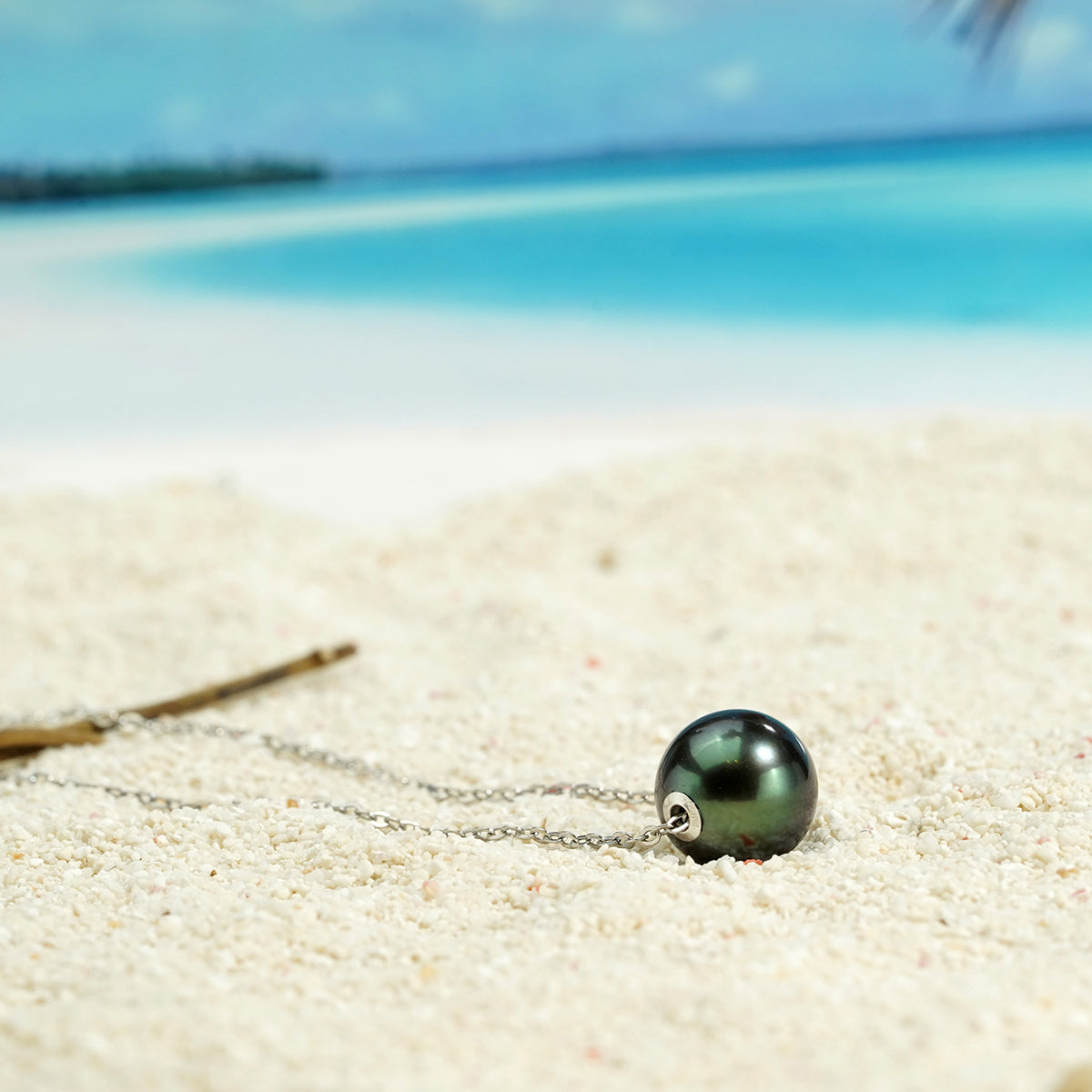 Yowting 10-11mm Black Pearl Necklace/18K Gold