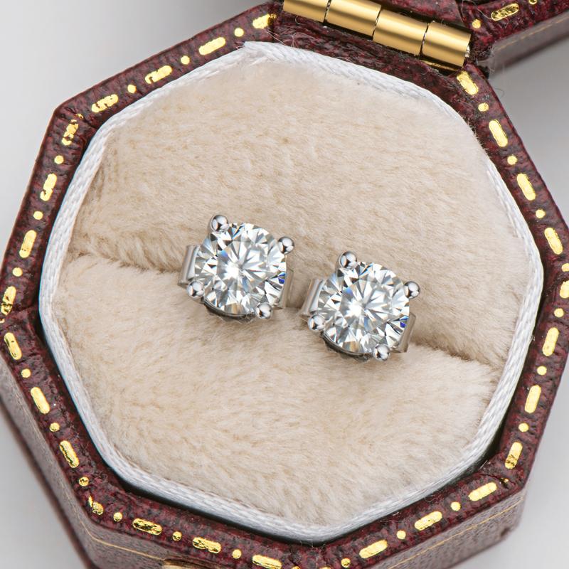 Round Cut Moissanite Diamond Classic Stud Earrings