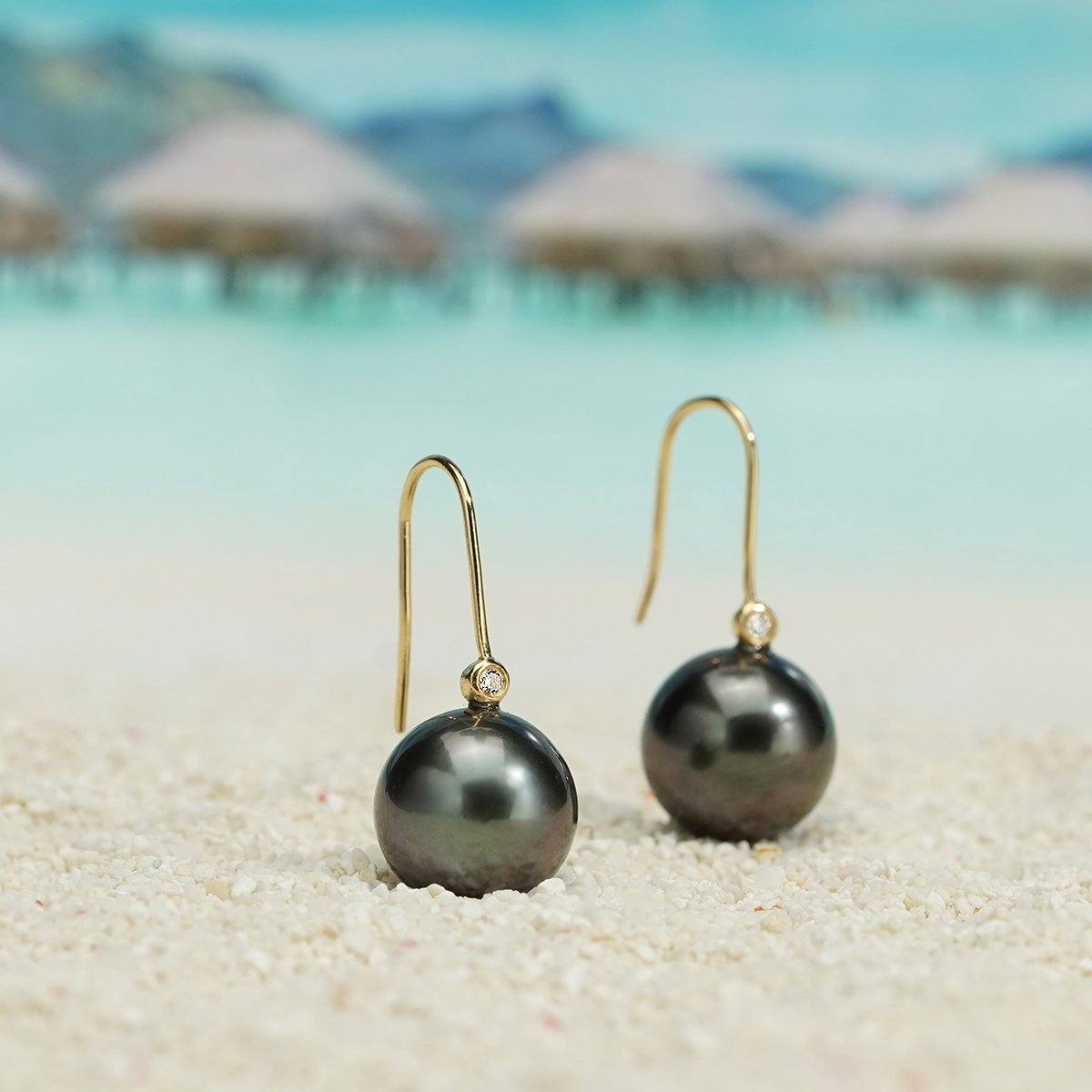 18K Gold Natural Tahitian Black Pearl Diamond Hook Earrings