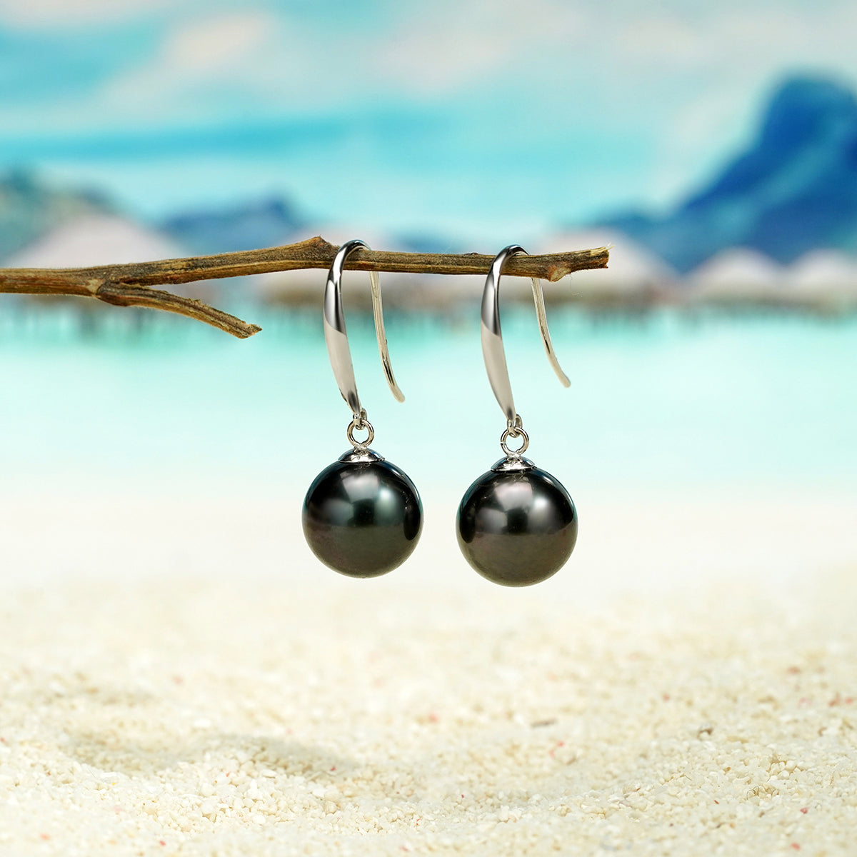 Yowting 18K Gold Round Natural Tahitian Cultured Black Pearl  Women Earrings