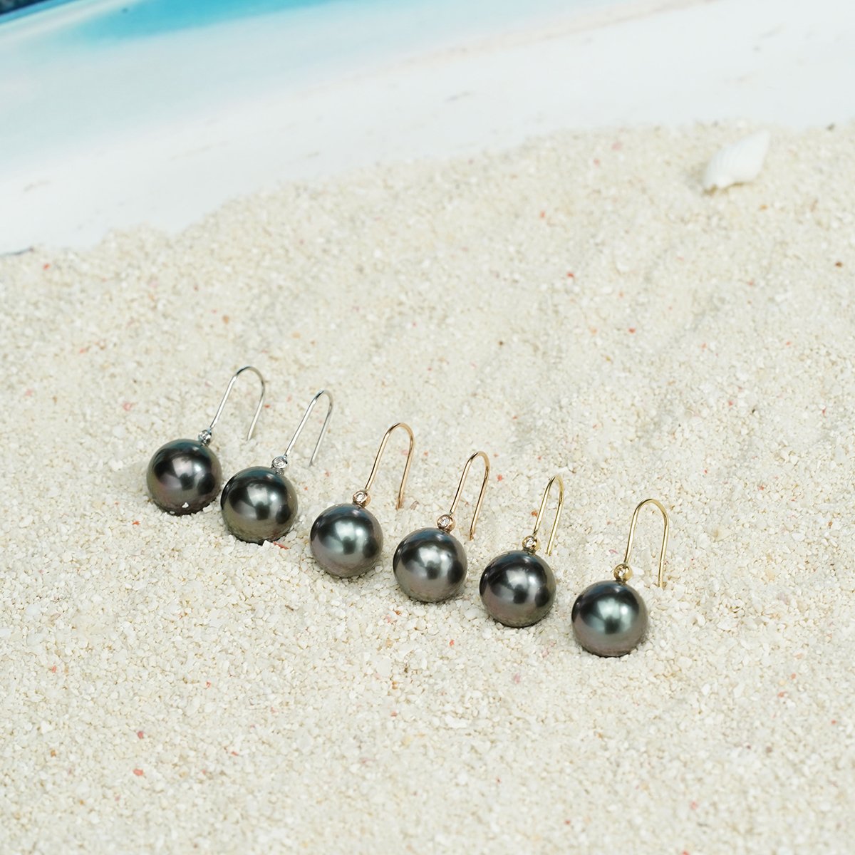 18K Gold Natural Tahitian Black Pearl Diamond Hook Earrings