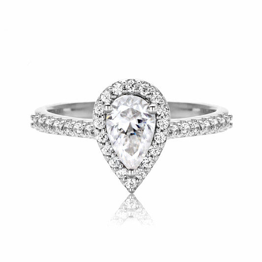 1.0CT Pear Shaped Moissanite Luxury Engagement Rings