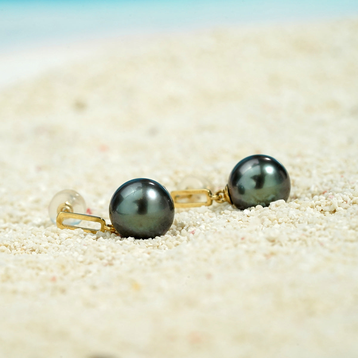 Yowting 18K Gold Tahitian Black Pearl Drop Earrings